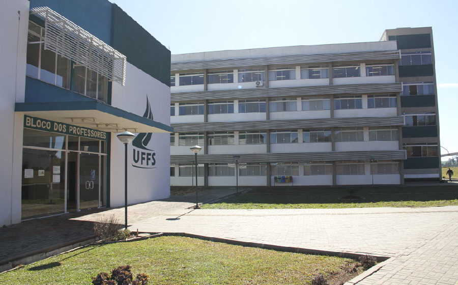 Entidades representativas da comunidade acadêmica da UFFS enviam requerimento para a Comissão Eleitoral do CONSUNI