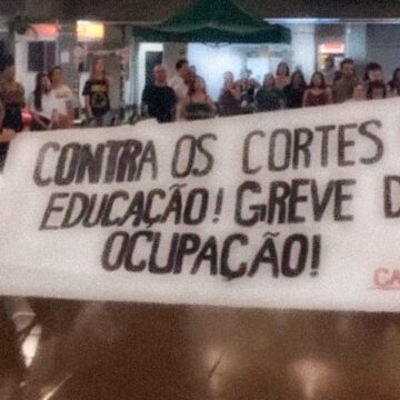 Governo Bolsonaro volta a atacar as Universidades Federais e inviabiliza pagamentos de auxílios, bolsas e fornecedores na UFFS