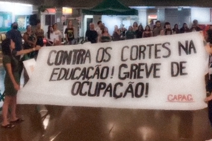 Governo Bolsonaro volta a atacar as Universidades Federais e inviabiliza pagamentos de auxílios, bolsas e fornecedores na UFFS
