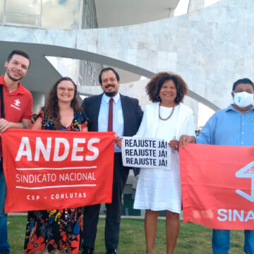 ANDES-SN participa de reunião das Centrais Sindicais com Lula e defende as pautas da categoria